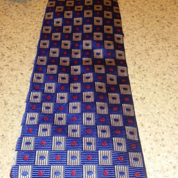 Mens Burberry Tie - Picture 5 of 5